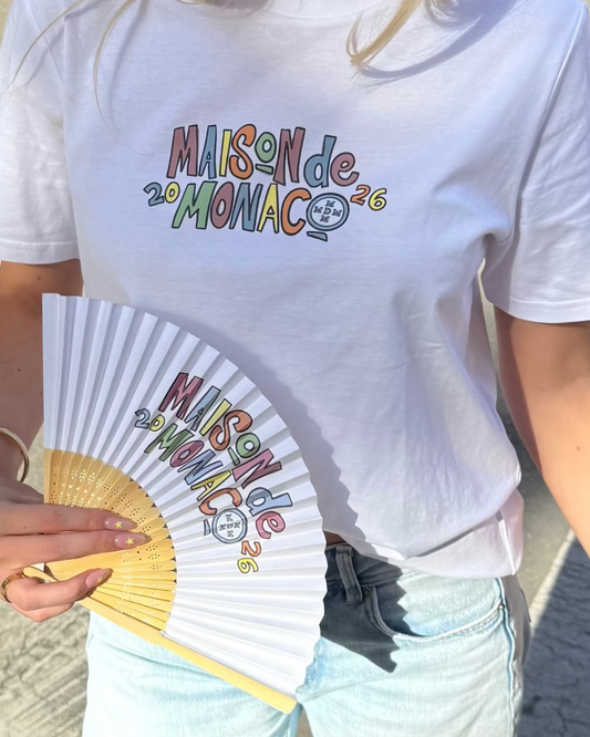 The summer t-shirt + hand fan