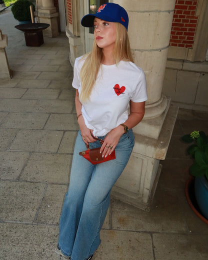 The basic/slimfit Amore t-shirt