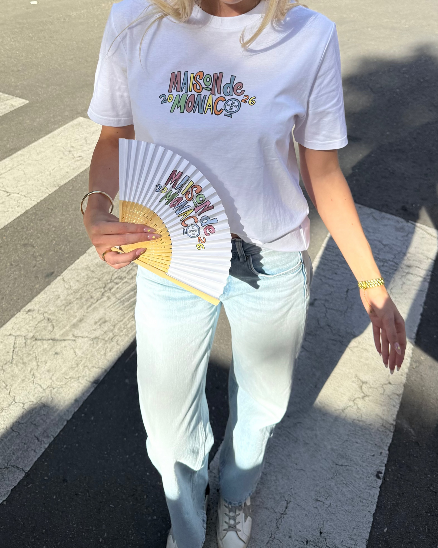 The summer t-shirt + hand fan