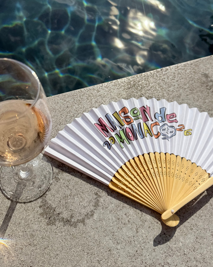 The summer t-shirt + hand fan