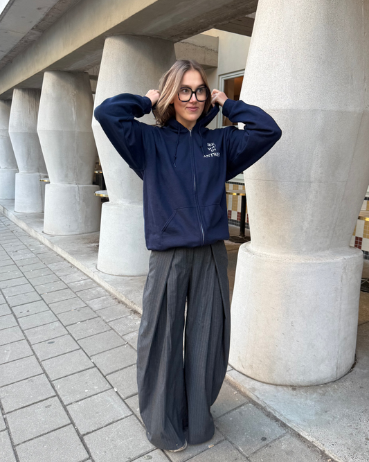 The "See you in Antwerp" zip-up hoodie